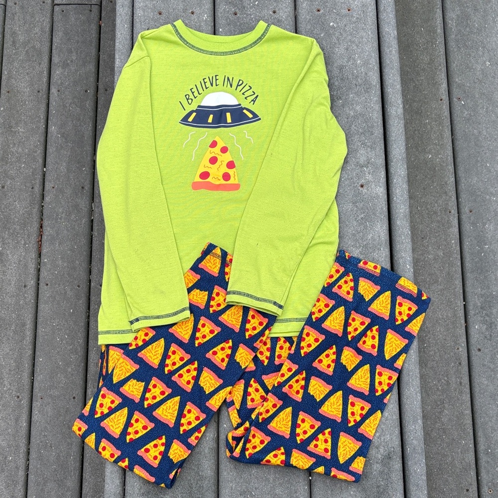Gymboree Boys Long Sleeve Pizza Pajama Set, Pizza Aliens, Winter, Size L (10/12)
